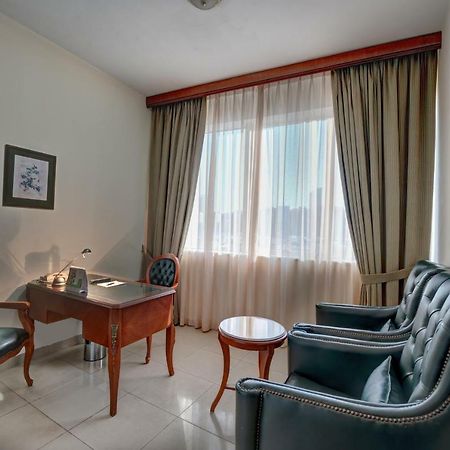Mourouj Hotel Apartments Abu Dhabi Exterior foto