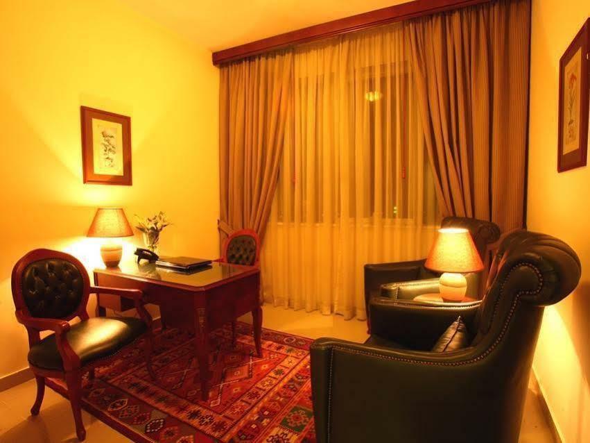 Mourouj Hotel Apartments Abu Dhabi Exterior foto