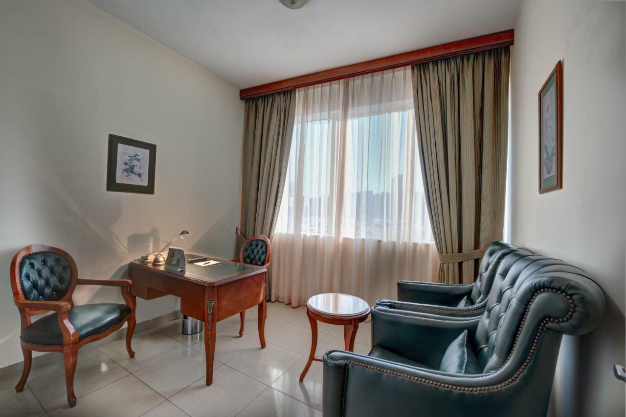 Mourouj Hotel Apartments Abu Dhabi Exterior foto