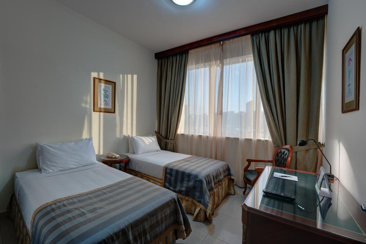 Mourouj Hotel Apartments Abu Dhabi Exterior foto